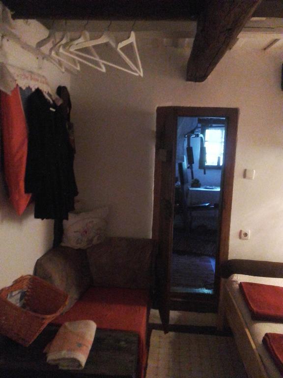 Rural Tourism Family Ravlic Guest House Muzilovcica Exterior photo
